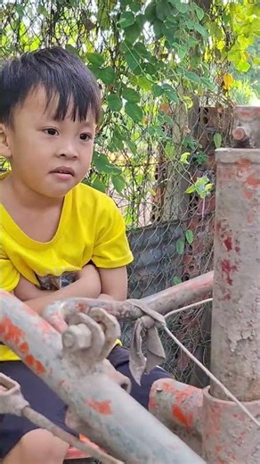 Mouse Destroys My Older Brother's Computer #shorts #ngocdieuvlog123