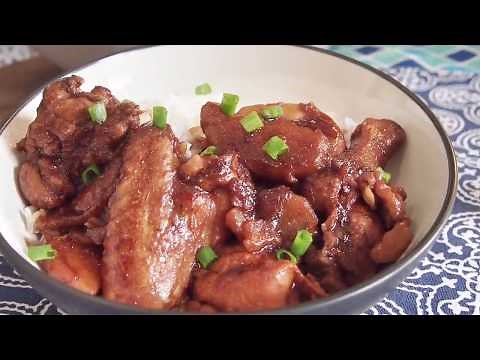 Nyonya Ayam Pongteh • Braised Chicken & Potato Stew 娘惹豆酱鸡
