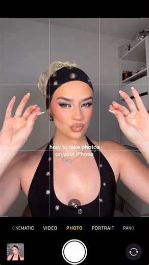 Nicole Callan Makeup Artist on Instagram: "I really thought everyone knew this but I’ve changed lives by sharing this info apparently😅🖤"