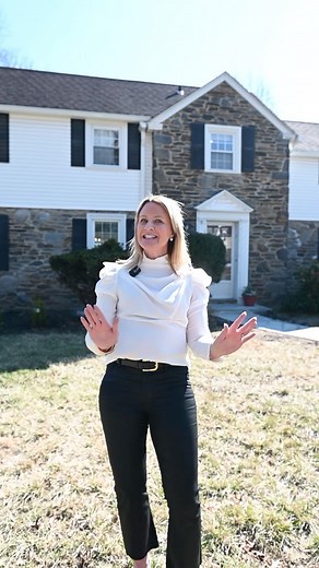 1133 N. Woodbine Road in Penn Valley hit the market yesterday! This incredible home checks ALL the boxes and will not last long! Check it out! 🖤🔑 @kwmainlineluxury @voiladesignhome @advancedimagingmethods | Sara Friel Olender