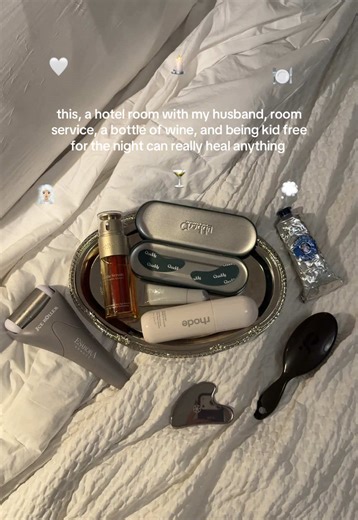 A staycation where I am only responsible for myself for the night? Sign me up 🤍 #staycation #parentsoftiktok #hotelroom #nightroutine