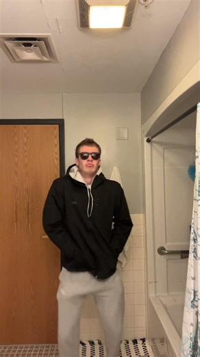 Fit to procrastinate writing an essay and then go to bed at 6 am TriPine