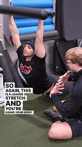 Spine Stuff: Hanging 2/4, Using hanging as a training tool is usually done for shoulder flexibility, grip strength and “spine decompression” (although it does a lot less than you probably think). Whats less often done is using dead hangs as a loaded spine stretch, which can be done for both extension and lateral flexion. When doing hangs for extension stretching, we want to make sure our knees are not touching the ground and that we can find the stretch we are looking for in our abdomen, without