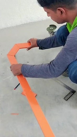 How to beng 45 degree electrical trunking #electric #electrical #electrician