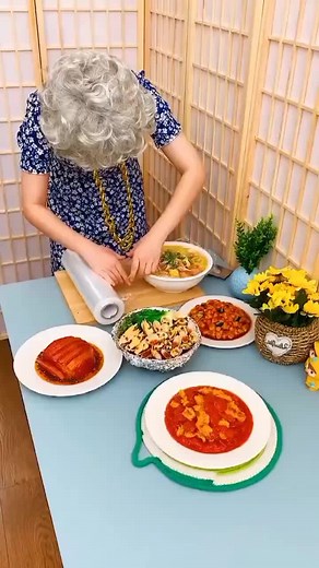 Elastic Food Storage Covers. #kitchenhacks #sealbag #kitchenware #amazonfinds