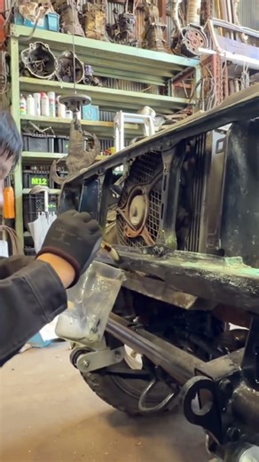 ✨ラッカー塗装剥離✨ #ジムニー #トライアル #オフロード #ja11 #ja51 #sj30 #ネオリバー #塗装剥離