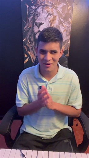 Muchos creen que porque soy ciego, soy un poco loco en pero se equivocaron ￼