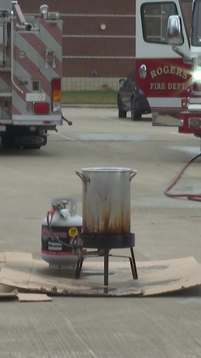 172K views · 380 reactions | DON’T DO THIS 旅 Rogers firefighters demonstrated what happens when a frozen turkey hits a deep fryer. | 40/29 News -- Fort Smith & Fayetteville, Arkansas | Facebook