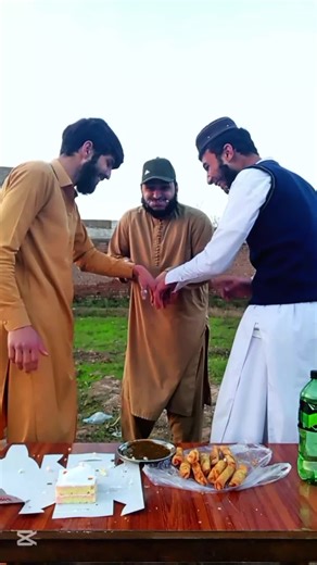 #FoodChallenge #PakistaniFood #DesiFood #EatingChallenge llenge #ViralFood