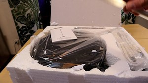 Watch the 9malls review of the Yongying Multicolor Smart LED Floor...