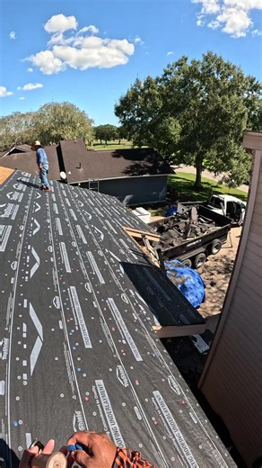 Saludos mis appis rooferos #roofing #roofinglife @Grey Roof® @JOSUE ROOFING 🛖🛖TEAM ROOFING