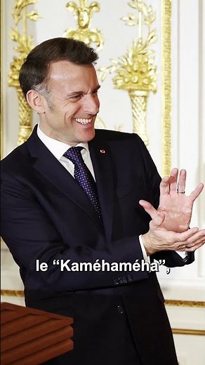 Emmanuel Macron performs the "Kamehameha" from Dragon Ball with the Japanese Prime Minister.