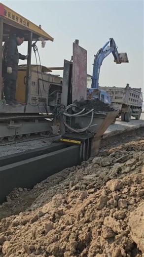 How a Slipform Machine Works: Concrete Magic!