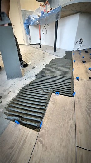 𝚃.𝙺𝚊𝚖𝚘𝚕𝚒𝚍𝚍𝚒𝚗 / Tiler Master | Like a pro. Tile floor | Instagram