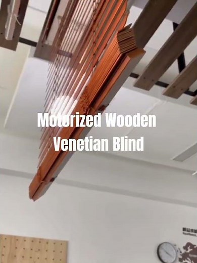 【Tubular Motor Series】 How to control motorized wooden Venetian Blind?🤖(Remote Control)