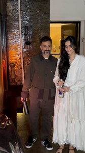 1M views · 5.1K reactions | Sonam Kapoor With Husband Spotted At Juhu | Movie Review Preview | Facebook