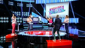 Ellen DeGeneres' word puzzles are SO tough. 🤔 | Ellen's Game of Games