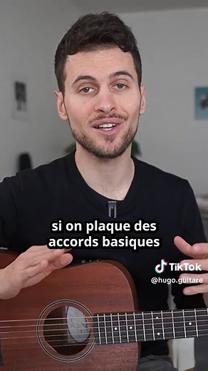 Hugo - Joue de la guitare sur TikTok