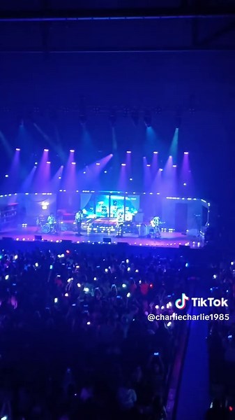 The Rose concert in Amsterdam 15/06 - it was amazing!! Song: Nebula #therose #afaslive #nebula #therosewrld #fyp #theroseband