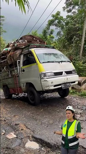 Overloaded? On a on this kind of road? #defensivedriving #offroading #hillroad #safetycomesfirst