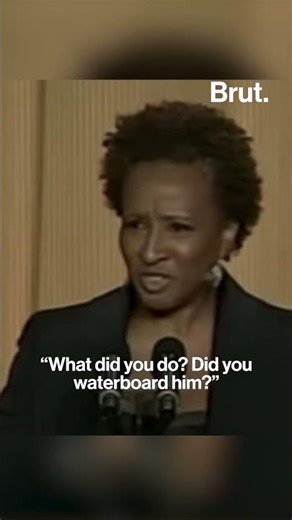 Wanda Sykes roasts Biden at the 2009 White House Correspondents' Dinner