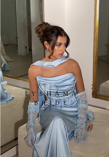 Robe Bleu Ciel Satiné pour Cérémonie Élégante