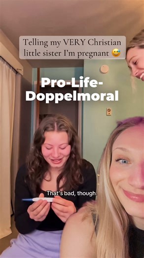 💀 Diese Doppelmoral erklärt: ⤵️ Ultrakonservative bzw. fundamentalistische Christ*innen behaupten gerne von sich, „pro life“ und „Lebensschützer“ zu sein. Doch wer Ungeborene als „ungöttlich“ bezeichnet bzw. Schwangerschaften vor der Ehe verteufelt, bewertet Leben nach moralischen Kriterien und nicht nach dem Wert jedes einzelnen Menschen und ist somit NICHT „pro life“. „Pro life“ darf nicht bedeuten: nur dann Leben schützen und fördern, wenn es in die eigenen religiösen Regeln passt. Jedes Kin