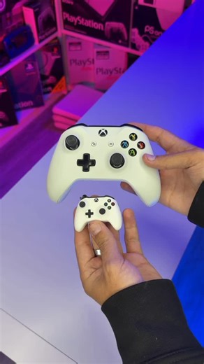 PlayStation 🎮 XBOX🌀SEGA🕹️Nintendo on Instagram: "Mini Xbox One Controller Keychain 🎮 Link in bio #sony #playstation #retrogaming #playstation4 #ps1 #gaming #ps2 #playstation5games #ps4pro #nintendoswitch #dualsense #psx #psp #unpacking #gamecube #nintendo #psone #playstation3 #ps3 #ps4 #ps5 #psp #retrocollection #asmr #xbox360 #usa #playstation5 #sega #unboxing #xbox"