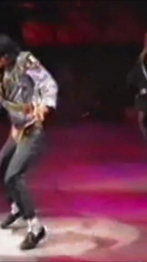 Dancing Machine: Michael Jackson's Iconic Performance