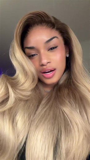 Kenza 🎀 (@6kenza)’s videos with I NEVER KNEW PEOPLE WERE USING THIS SOUND - Hello!