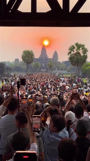 Exploring the Wonders of Cambodia: Angkor Wat Awaits