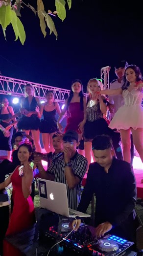 ស្ទាវ Xzoom 🤣🎉 #trending #DoubleAGENCY #crew #djzdee #mctong