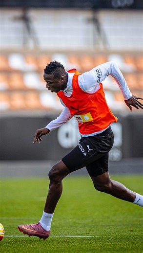🇳🇬👟⚽️ | Valencia CF