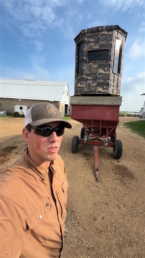 Deer blind project is all wrapped up. Now all we need to do is get it placed in position for deer season. If you want to call about a blind give Tri-Star Mulch a call! A good number is 608-604-8904- Mike Nice. Good luck this season everybody! #wisconsin #familyfarm #deer #deerhunting #seasoniscoming