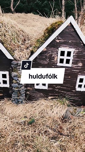Exploring the Enchanting World of Huldufólk in Iceland