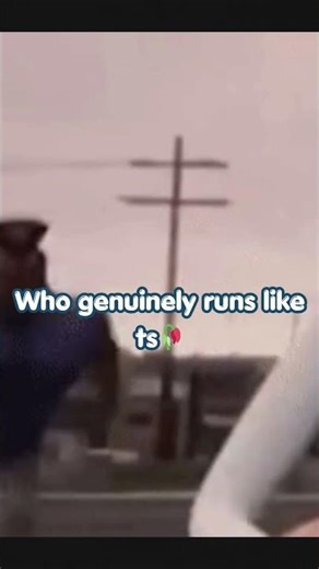 who actually runs like this🥀😭 #youtubeshorts #memes #viral