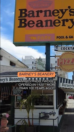 100+ year old bar in West Hollywood - Barney’s Beanery #hollywood #foodie #losangeles