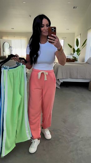 7K views · 42 reactions | $20 SWEATPANTS just dropped today!  Five colors in these wide-leg, varsity style sweats! Shop them here: https://bit.ly/3xMgMwa Shop Tuesday Trends: https://bit.ly/43dd0rb | Lauriebelles | Facebook