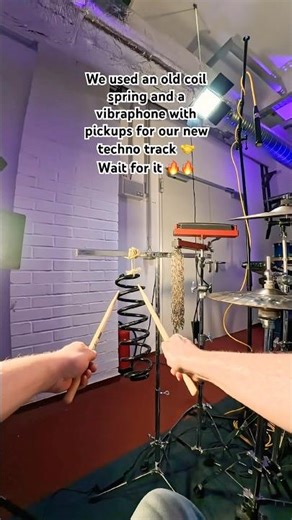 We used an old coil spring and a vibraphone with pickups for our new techno track 🤝 Wait for it 🔥