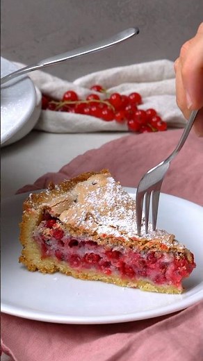 Johannisbeerkuchen mit Baiser 🍰👵 #EinfachTasty #JohannisbeerKuchen #KuchenRezept #OmasKuchen