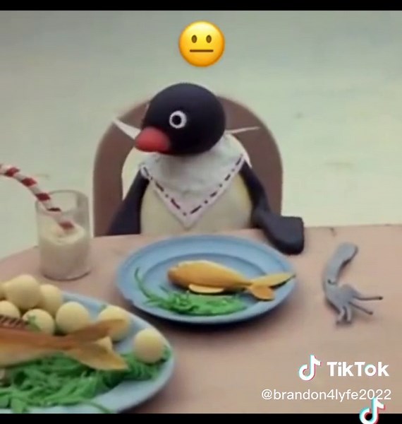 This Pingu video is hilarious 😂 | pingu