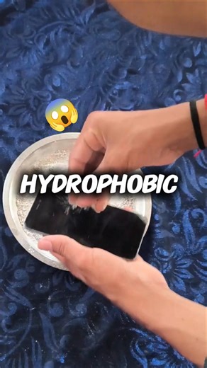 "hydrophobic vs mobile" 😱 waterproof test! 😳