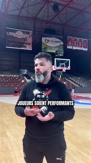 Au cœur du Sport on Instagram: "C’est quoi le rôle d’un coach adjoint à @cholet_basket ? On a posé la question à @coachg_douet et voilà sa réponse. #choletbasket #basketball #basket #coaching #Cholet"