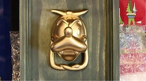 Limited Edition Goofy Door Knocker From Mickey's Christmas Carol Available At Epcot! | Chip and Company