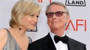 Film Director And Husband To Diane Sawyer Mike Nichols Dies At 83