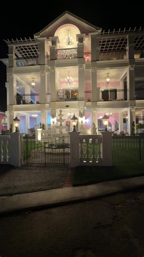 Discover Ocean Lake’s Unique Pink Palace for Rent