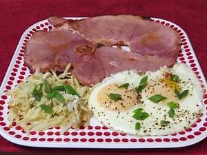 How to Cook a Delicious Ham and Eggs Breakfast in the Toaster Oven