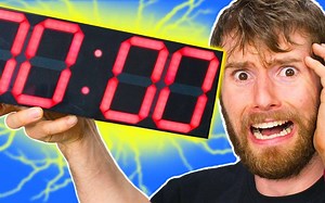 【官方双语】极速装机挑战 - 对手竟然是...充电器！（赞助）#linus谈科技