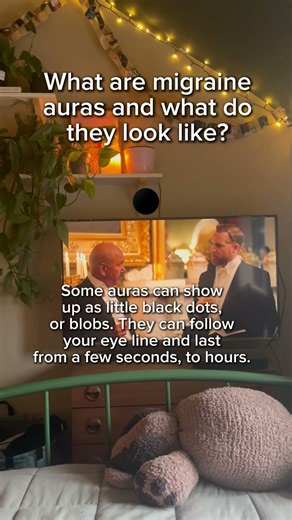 What do migraine auras look like? #migraine #migraineaura #migrainewithaura #chronicmigraine