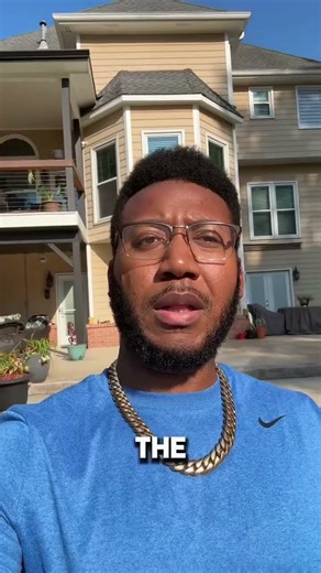 Lil Dicky stacked content while still working a 9-5—so when it was time to drop, he stayed